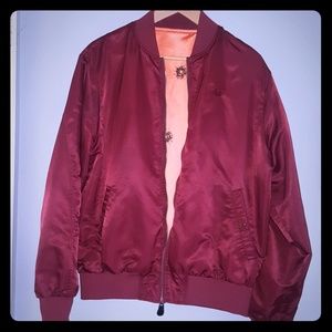 wind breaker (Rare find) polyester material